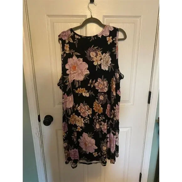 24/7 Comfort Apparel Floral Sleeveless Dress - Black and Pink - Picture 3 of 3